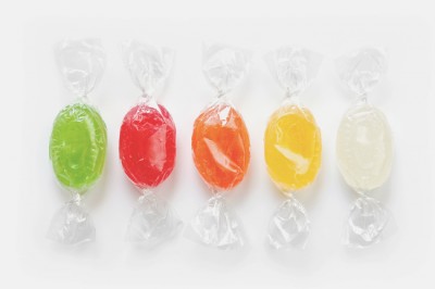 【心理テスト】食べたいキャンディーの色でわかる、あなたが弱い誘惑
