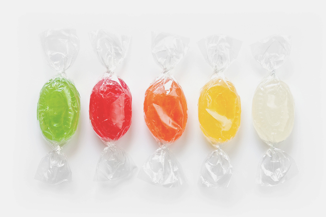 【心理テスト】食べたいキャンディーの色でわかる、あなたが弱い誘惑