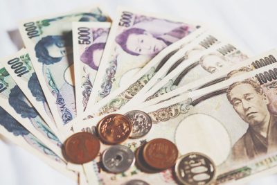 “1万円”の組み合わせで欲求不満度がわかる 5千円札×2枚が好きな人はやや高め!