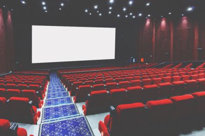 【心理テスト】映画の試写会、席はどこ? 答えでわかる未知なることへの対応力