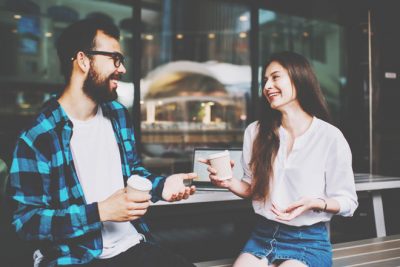 12星座【女性に誘われやすい男】ランキング 射手座男性は「誘ってOK」オーラ放出中!