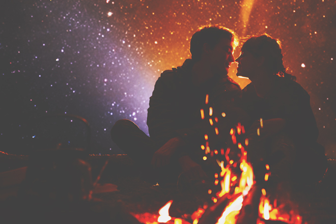 【心理テスト】たき火で焼いて食べたいものでわかる、あなたの恋がうまくいかない理由