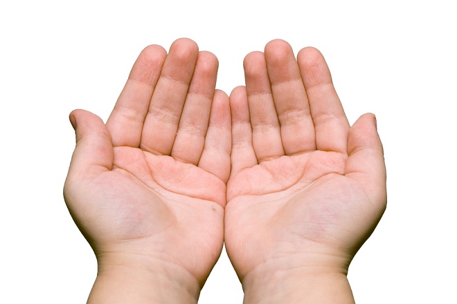 指の形でわかる「手相診断」…指が丸みを帯びていると直感力あり